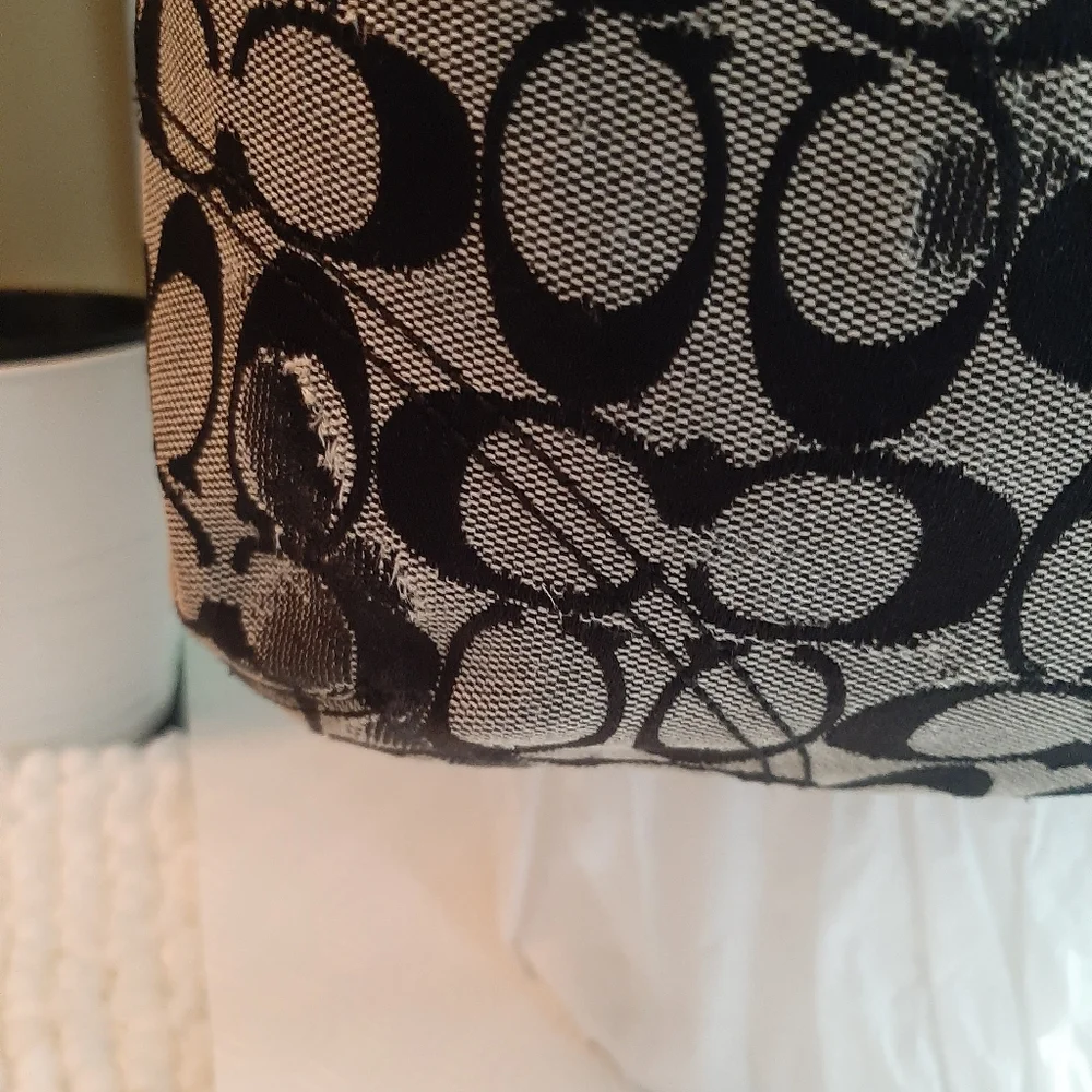 Coach purses - Picture 7 of 16